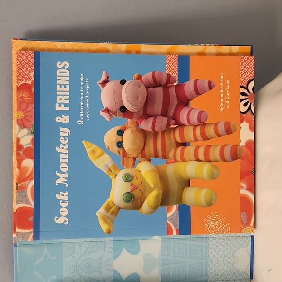 Sock Monkey sewing kit - Picture 4 of 4